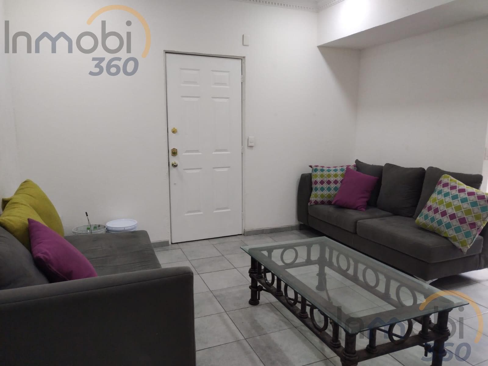 Amazing apartment in Tlalnepantla, just a few minutes from downtown, with various transportation options nearby.