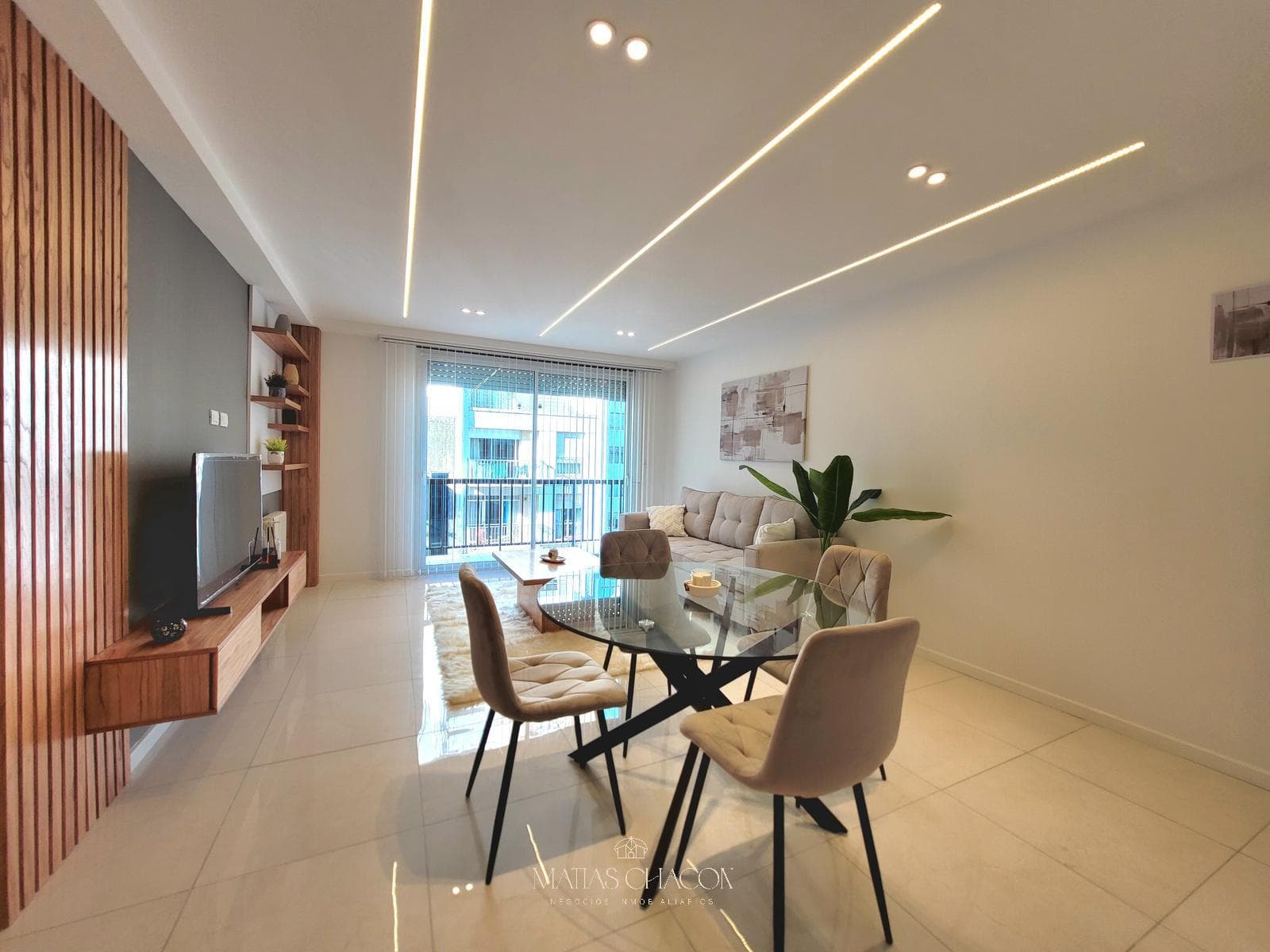 3-room apartment facing the street, completely renovated to look brand new