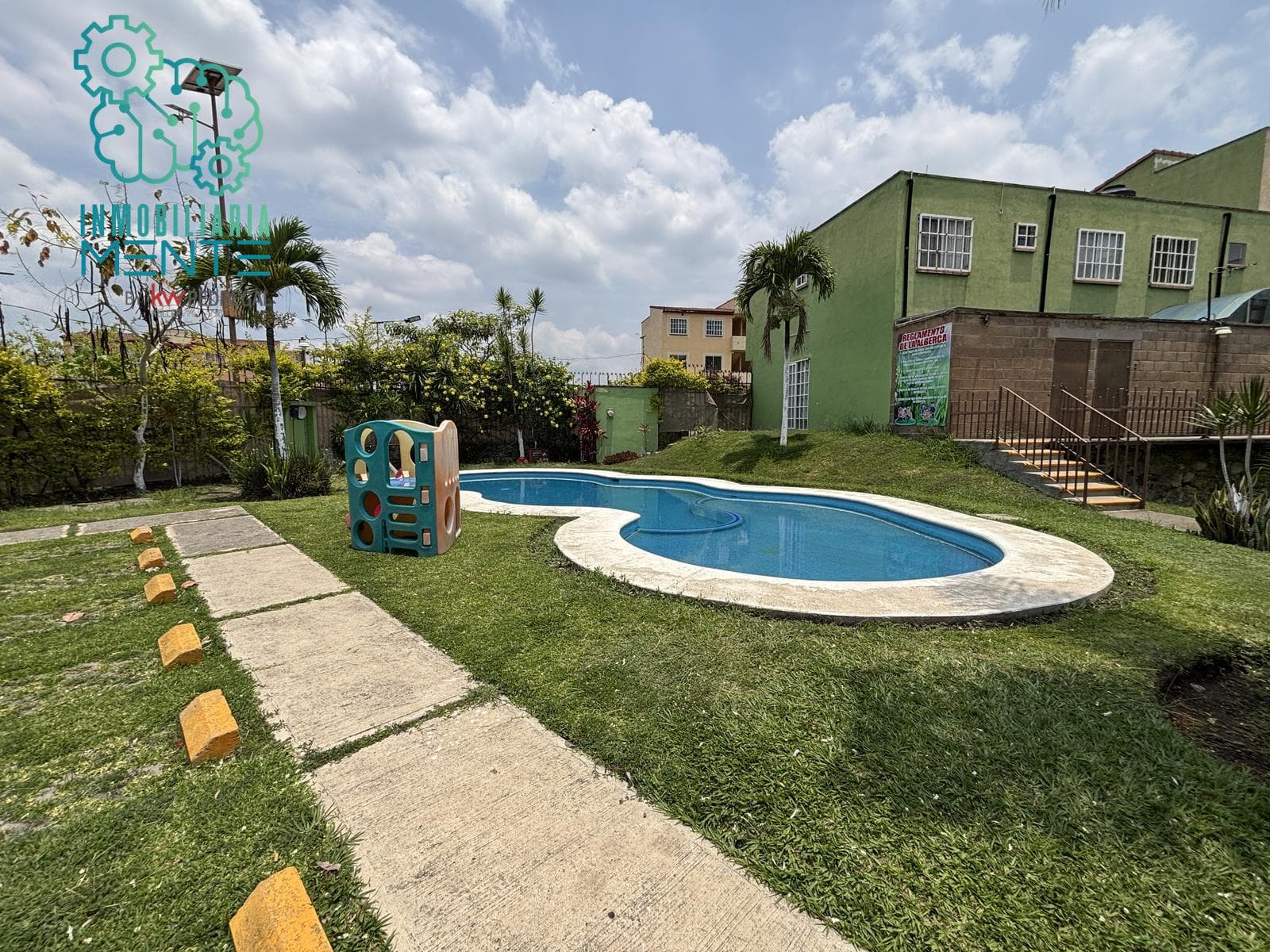 HOUSE FOR SALE IN THE PUNTA VERDE SUBDIVISION, TEMIXCO, MORELOS.