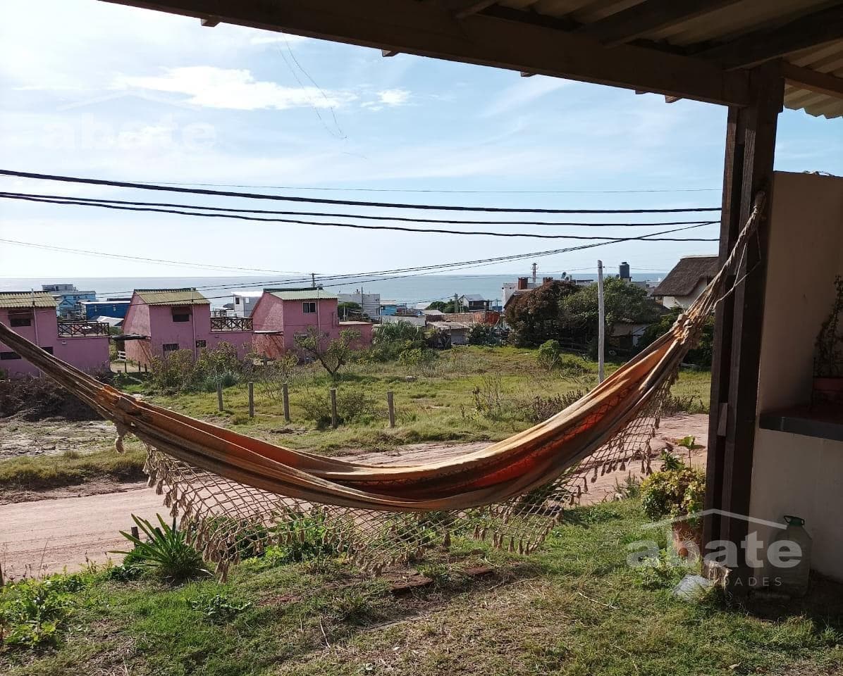 Complex in Punta del Diablo with 4 independent units