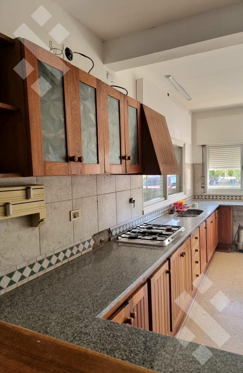 4-Bedroom House for Rent - El Vergel Neighborhood, Centenario