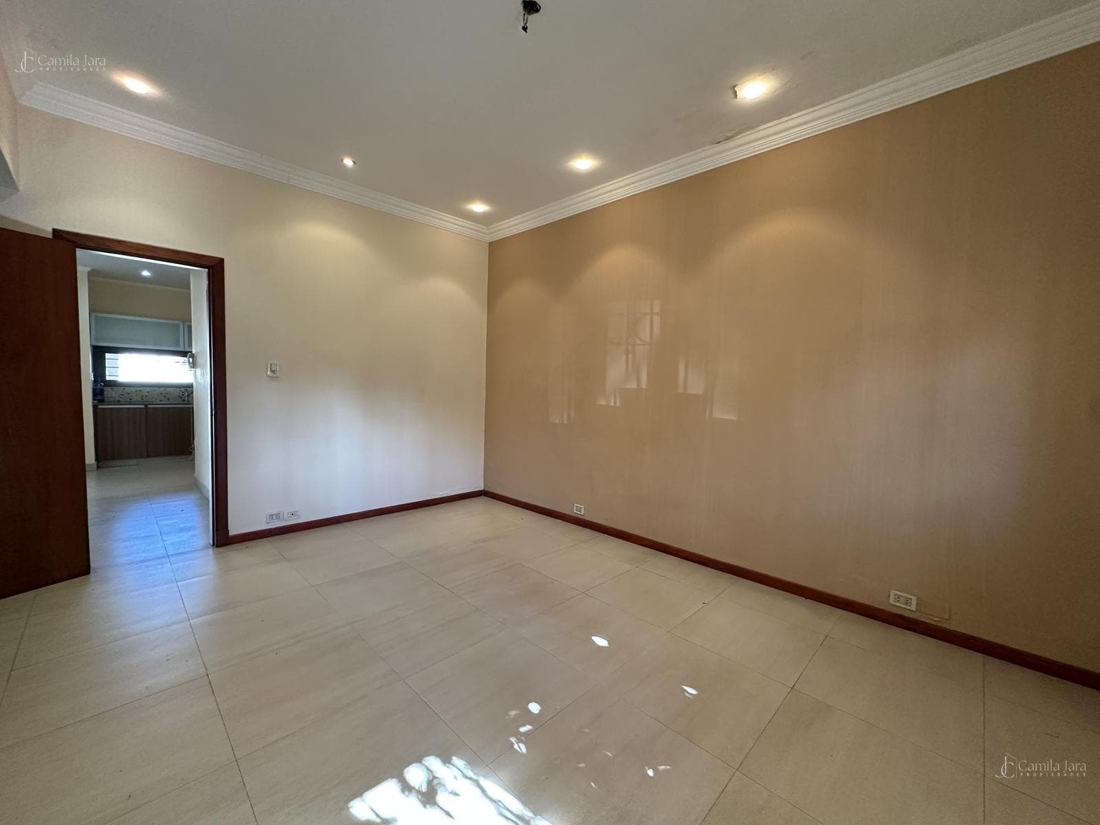 5-ROOM VILLA FOR SALE IN CASTELAR NORTE, PARQUE AYERZA