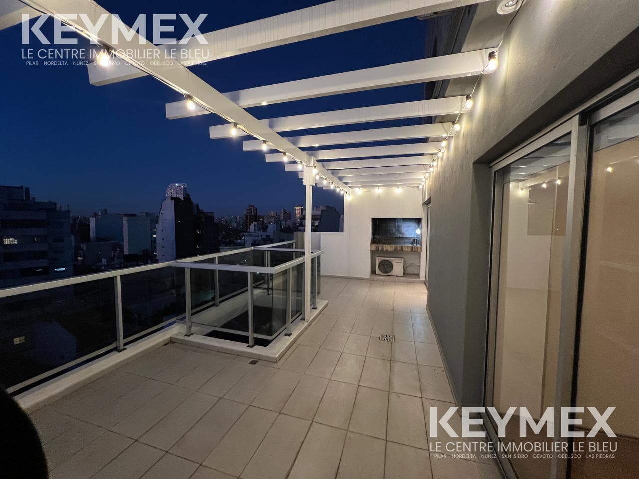 2-room apartment with a balcony, terrace, and grill, FACING THE STREET. In Caballito. QUALIFIES FOR A LOAN!