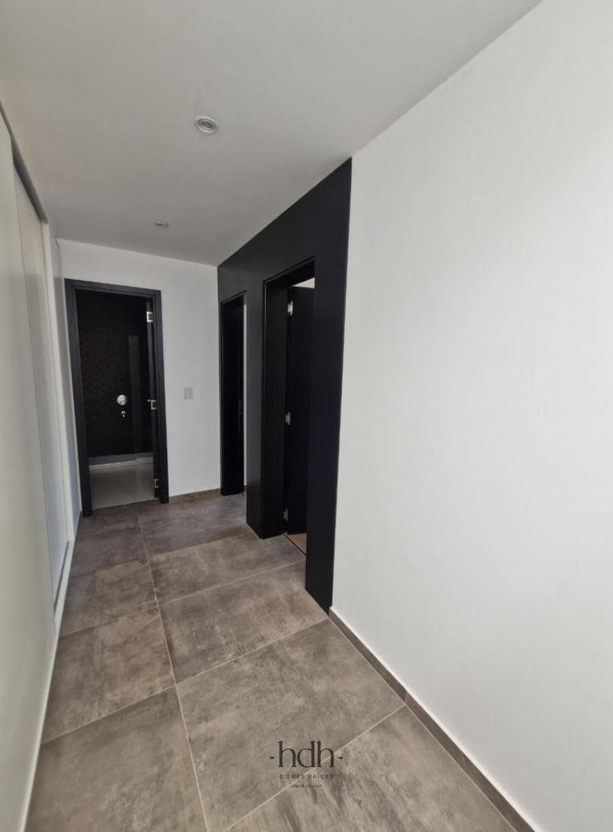 Casa venta 4 dormitorios 3 baños en Greenville II