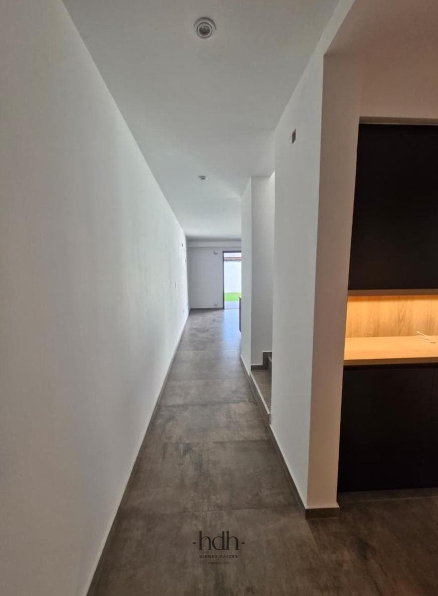 Casa venta 4 dormitorios 3 baños en Greenville II