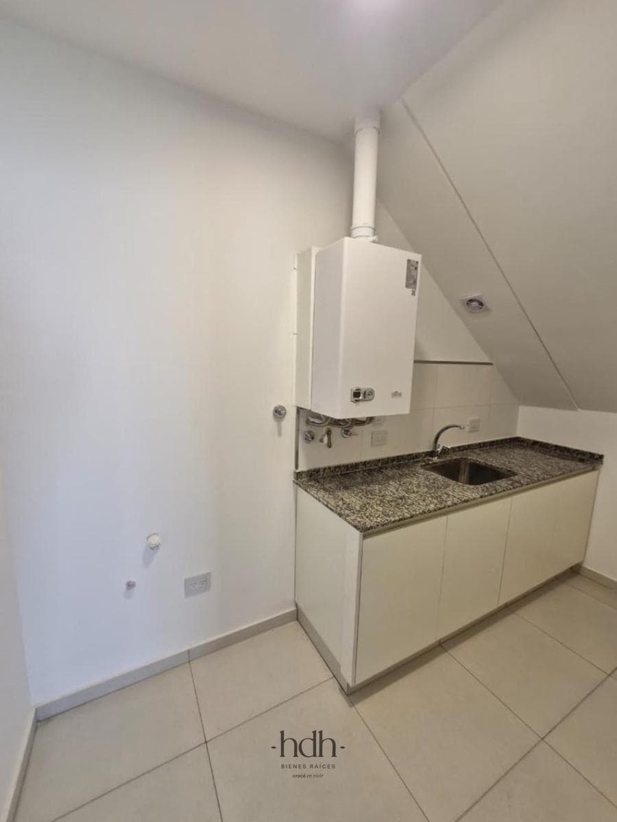 Casa venta 4 dormitorios 3 baños en Greenville II