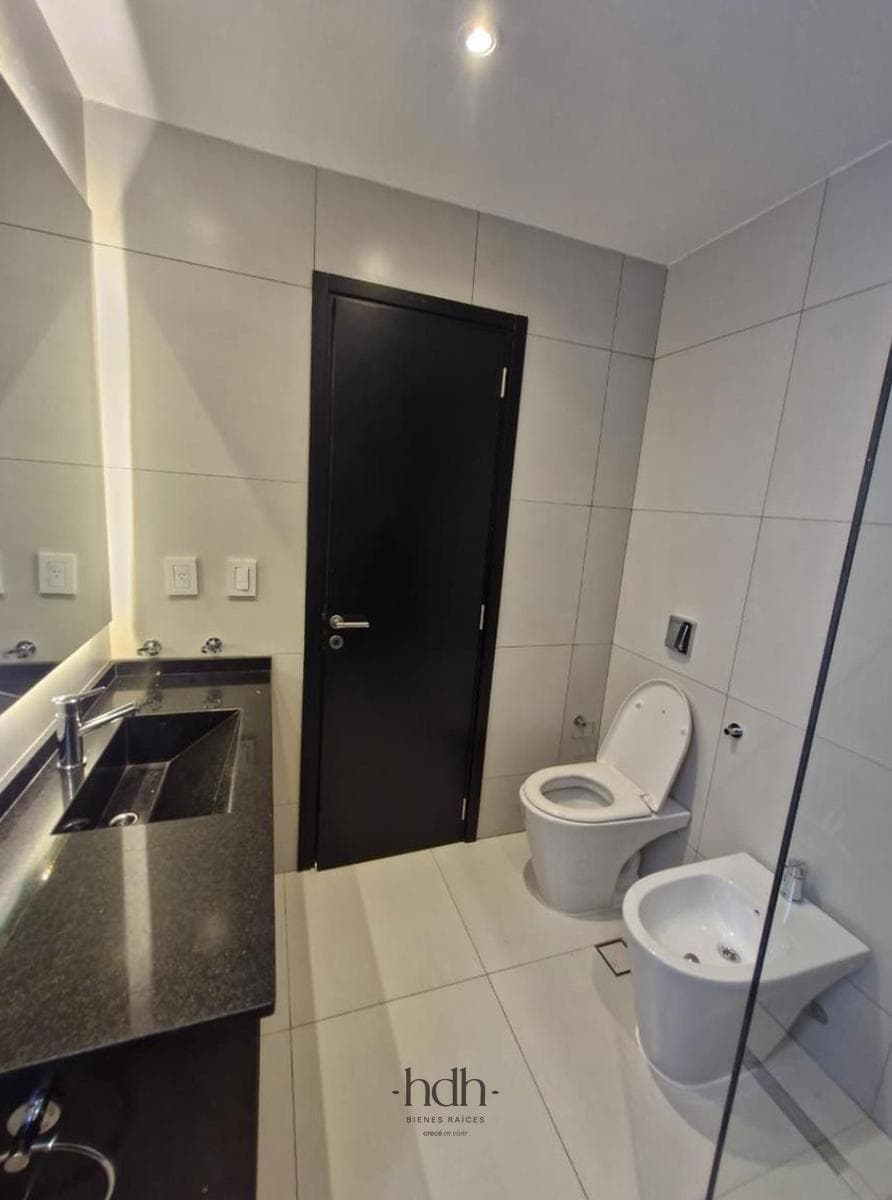 Casa venta 4 dormitorios 3 baños en Greenville II