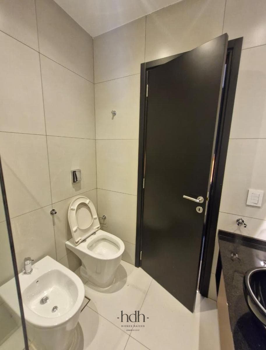 Casa venta 4 dormitorios 3 baños en Greenville II