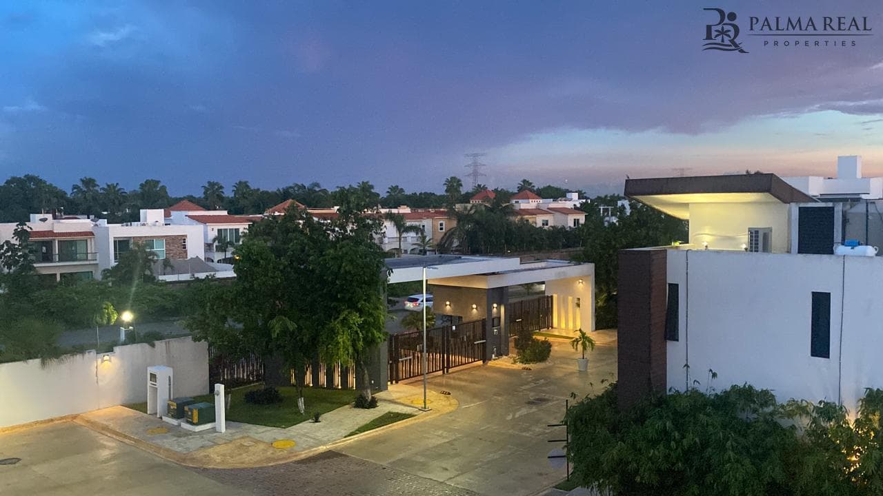 House in the Encuentro Subdivision