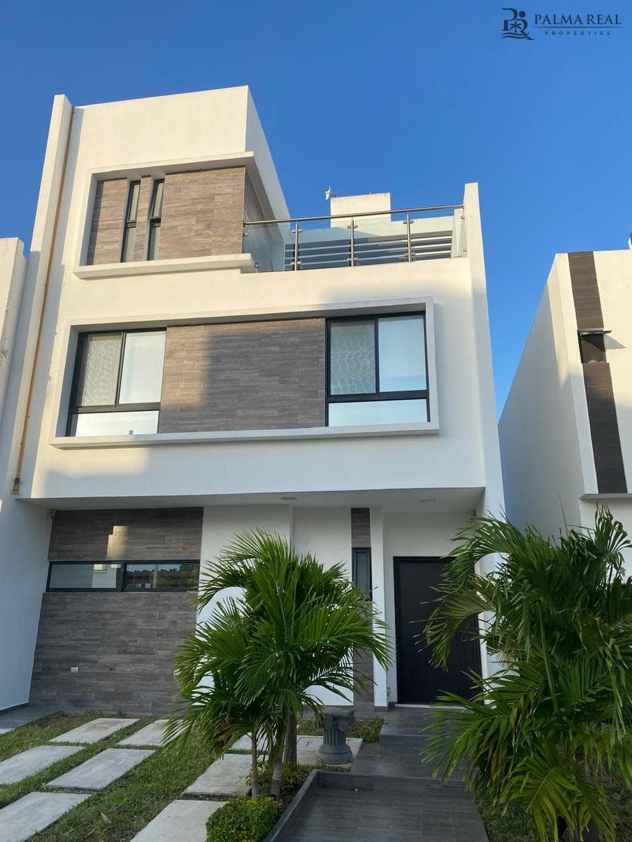 House in the Encuentro Subdivision