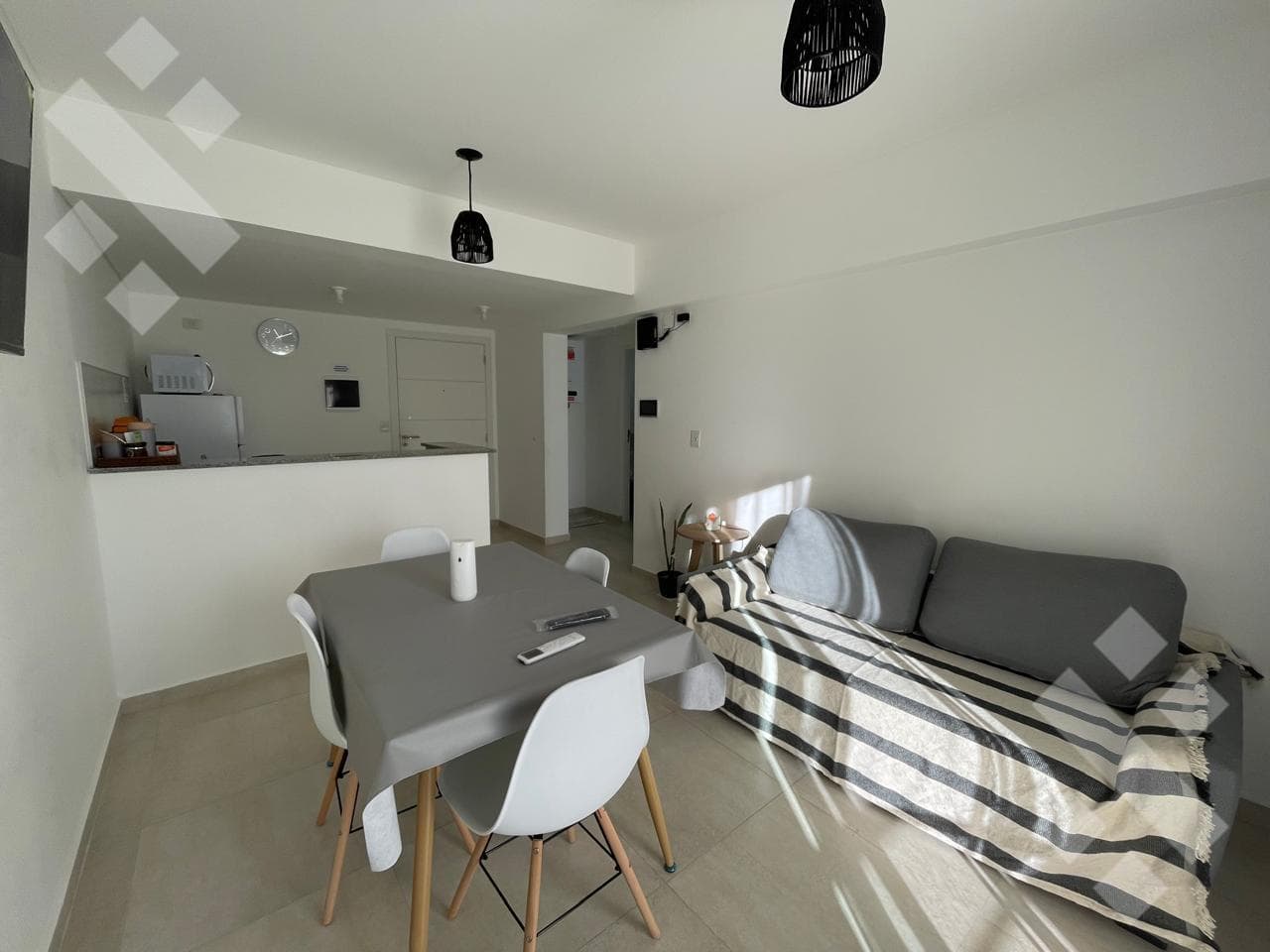FURNISHED 1-BEDROOM APARTMENT FOR RENT WITH A BALCONY AND 2 TERRACES - DOWNTOWN - NEUQUÉN