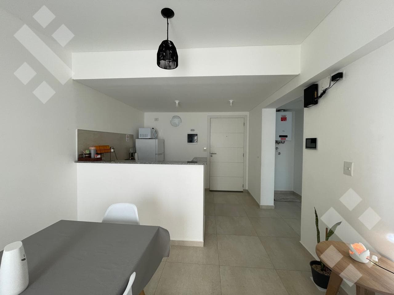 FURNISHED 1-BEDROOM APARTMENT FOR RENT WITH A BALCONY AND 2 TERRACES - DOWNTOWN - NEUQUÉN