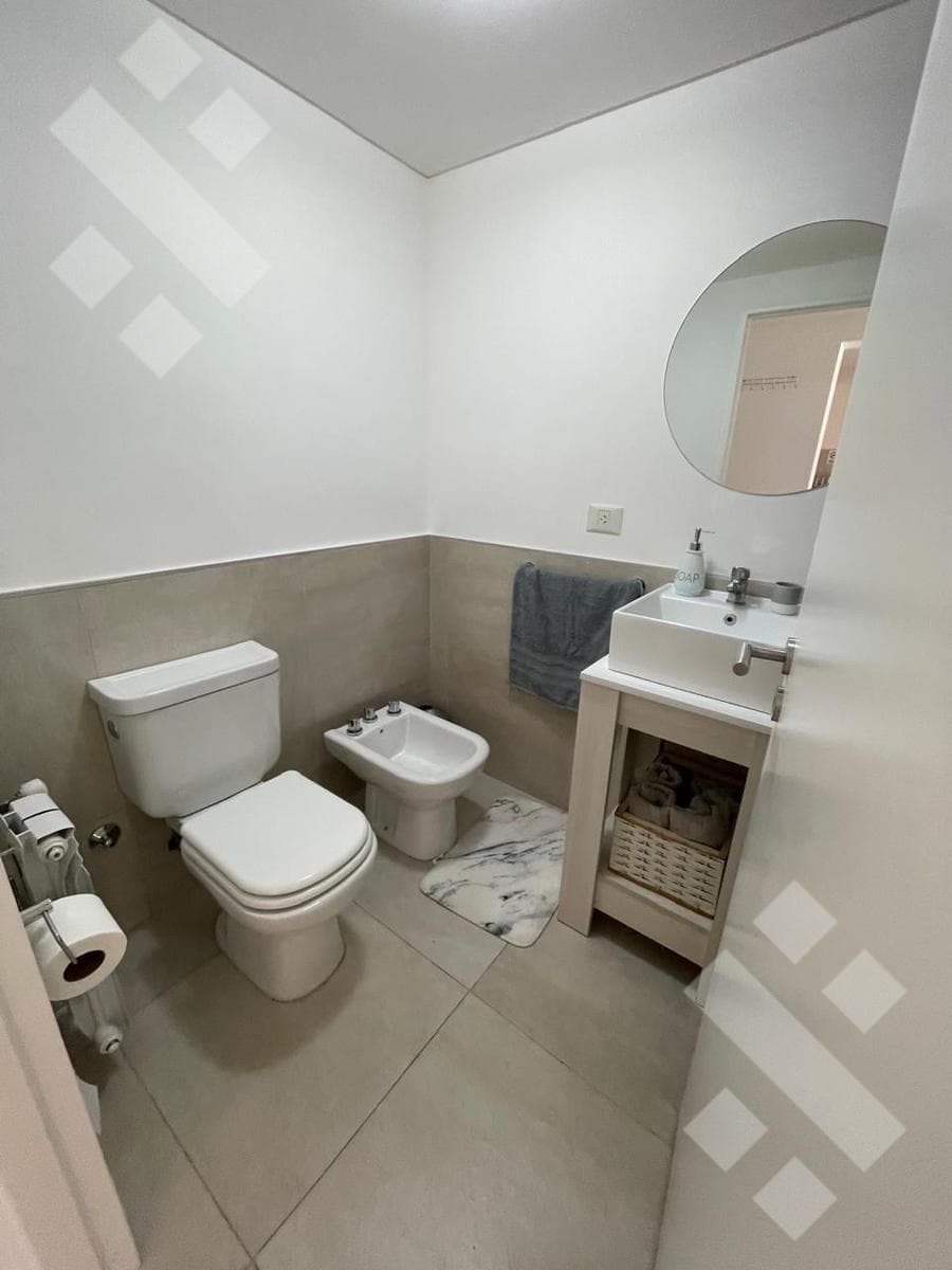 FURNISHED 1-BEDROOM APARTMENT FOR RENT WITH A BALCONY AND 2 TERRACES - DOWNTOWN - NEUQUÉN