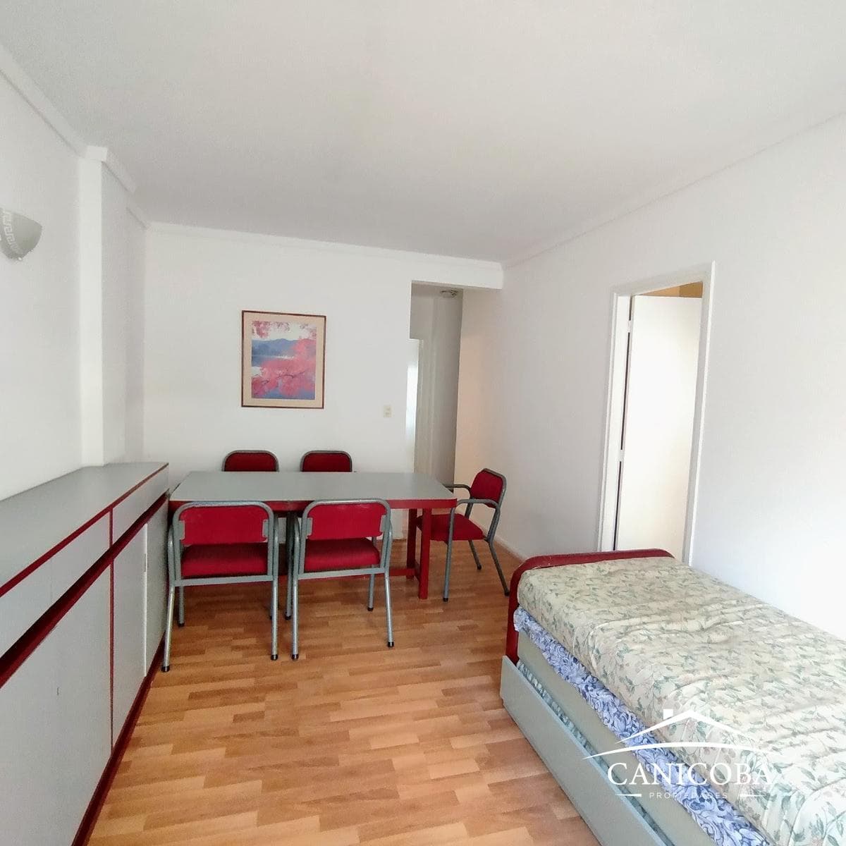 Apartment in Downtown