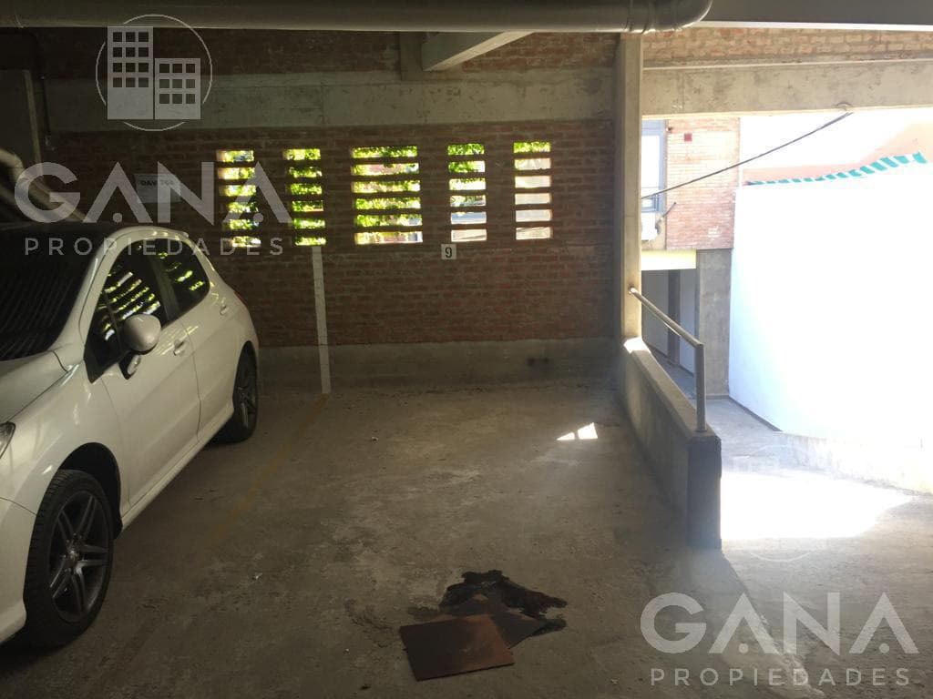 Covered Garage - 3200 9 de Julio - Echesortu