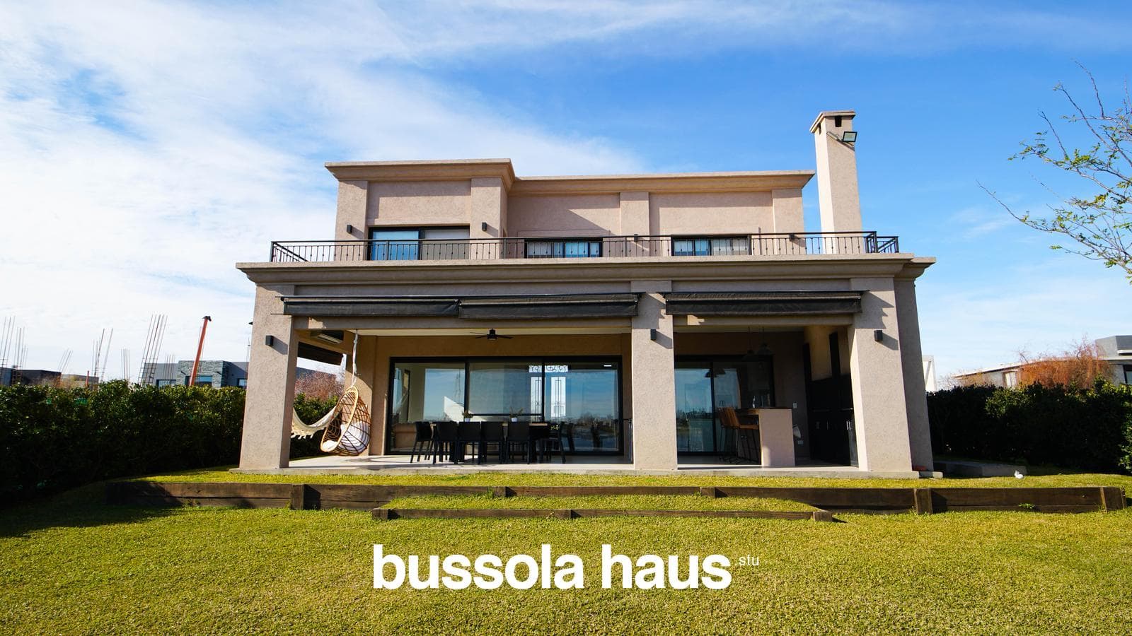 House for Sale by the Lagoon in Naudir
