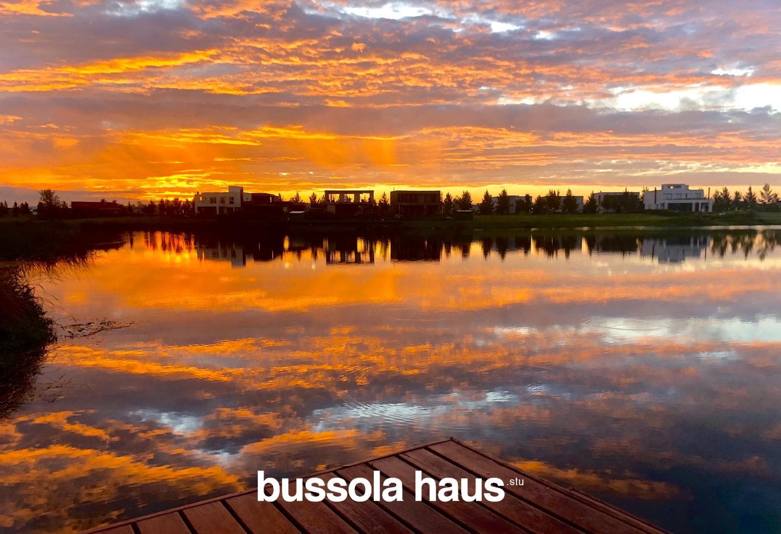 House for Sale by the Lagoon in Naudir