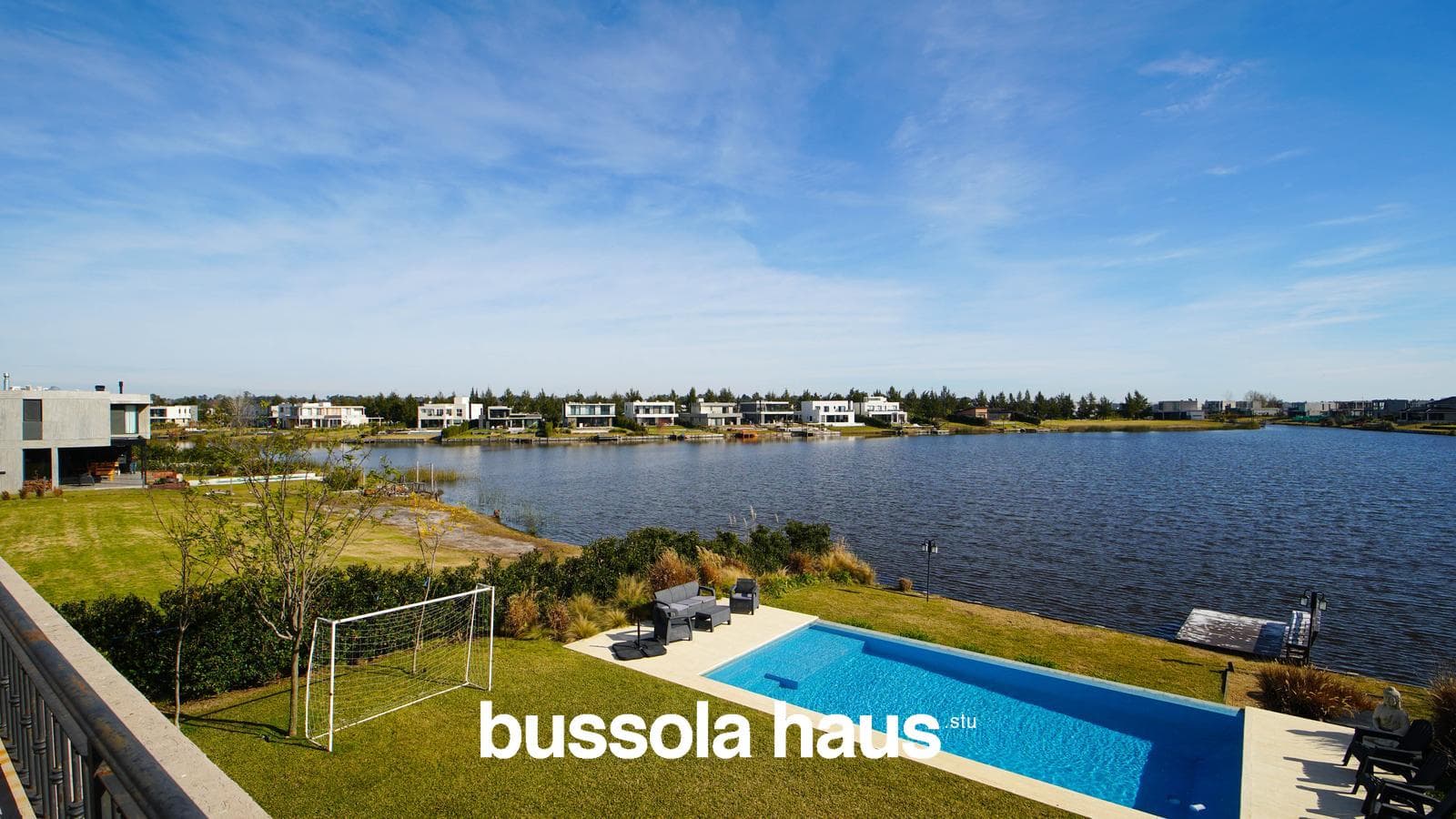 House for Sale by the Lagoon in Naudir