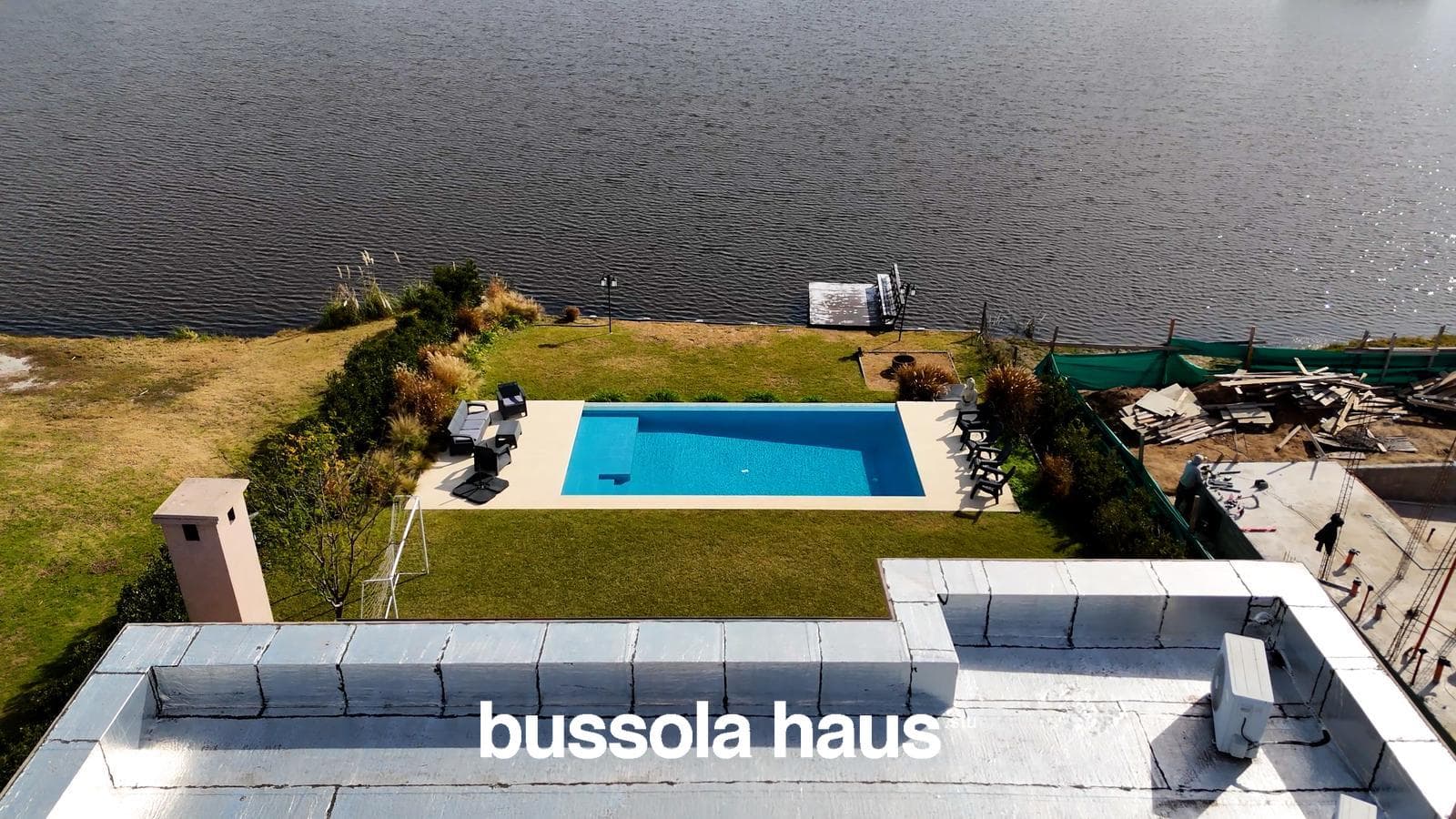 House for Sale by the Lagoon in Naudir