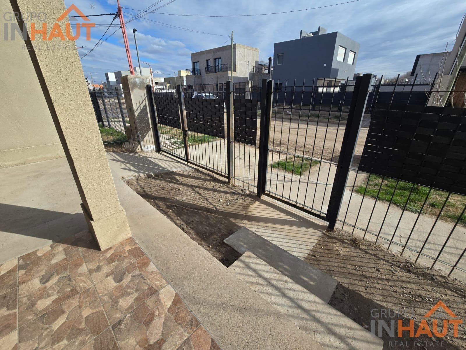 PH for sale in Ayres del Valle