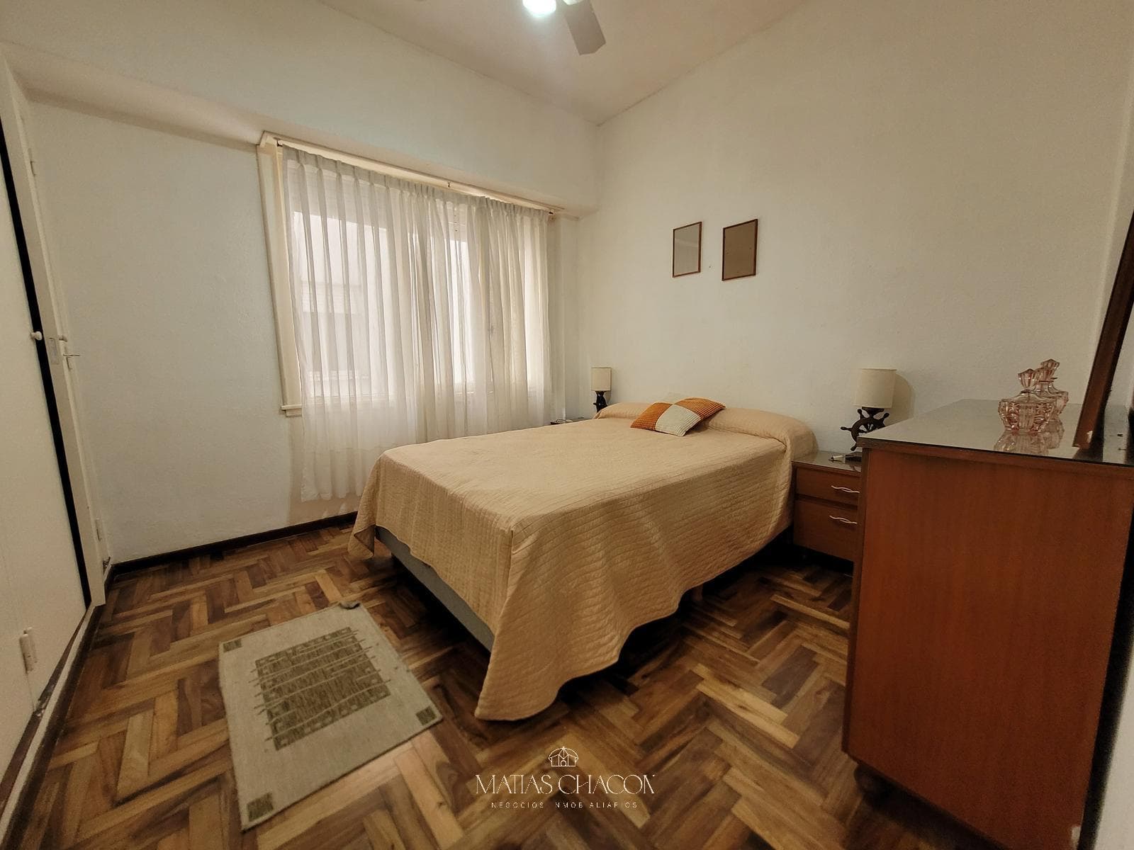 OPPORTUNITY!! 2-room apartment just a few meters from Plaza Colón and the ocean!