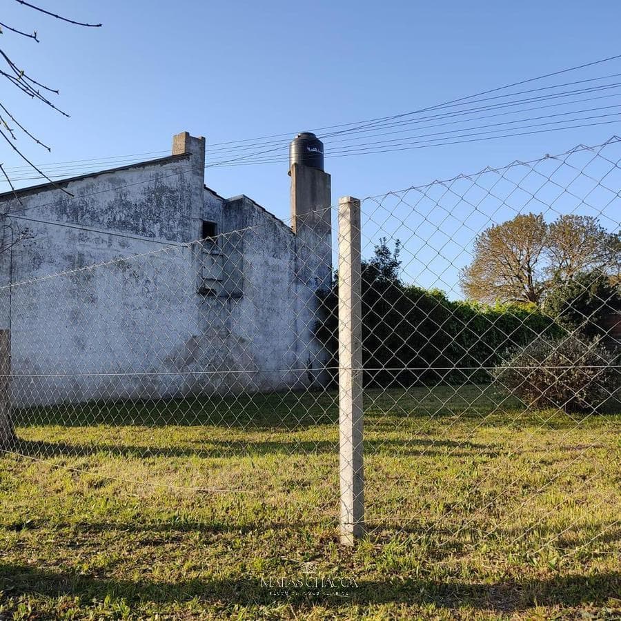 Excellent Lot for Sale in the Los Pinares Neighborhood