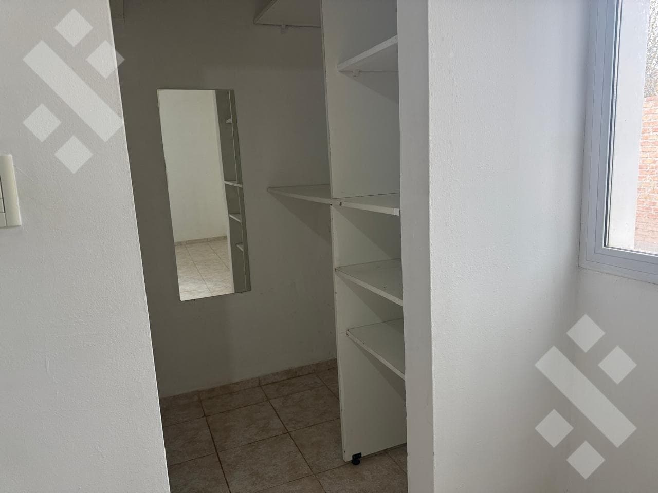 FOR RENT - HOUSE - 2 BEDROOMS - WITH POOL - LA CASONA NEIGHBORHOOD - PLOTTIER