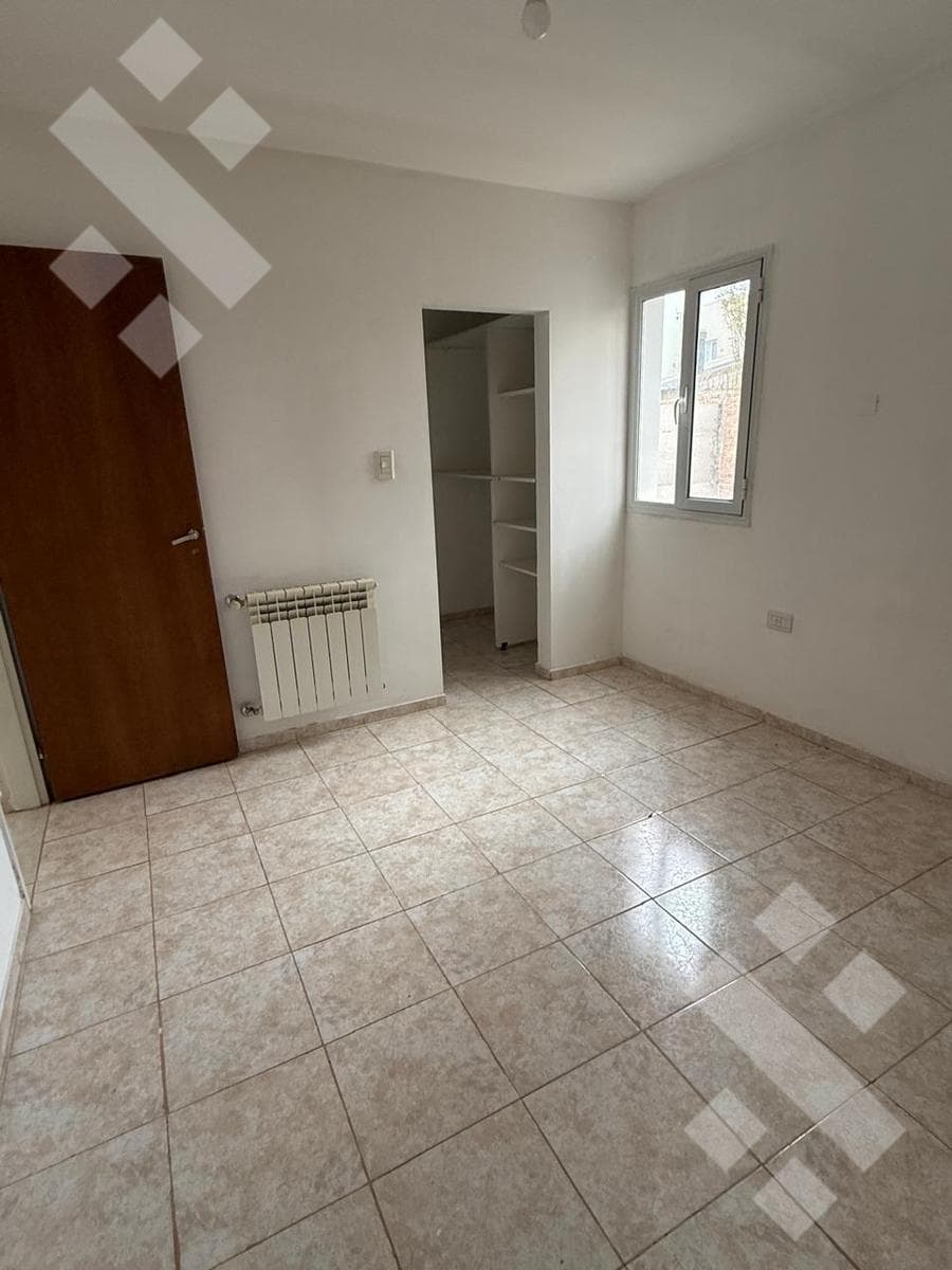 FOR RENT - HOUSE - 2 BEDROOMS - WITH POOL - LA CASONA NEIGHBORHOOD - PLOTTIER