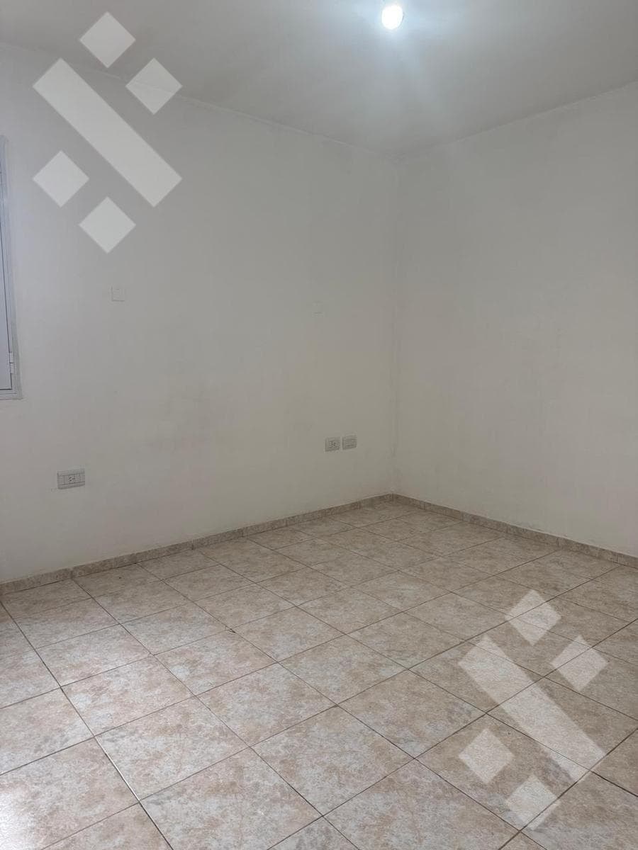 FOR RENT - HOUSE - 2 BEDROOMS - WITH POOL - LA CASONA NEIGHBORHOOD - PLOTTIER