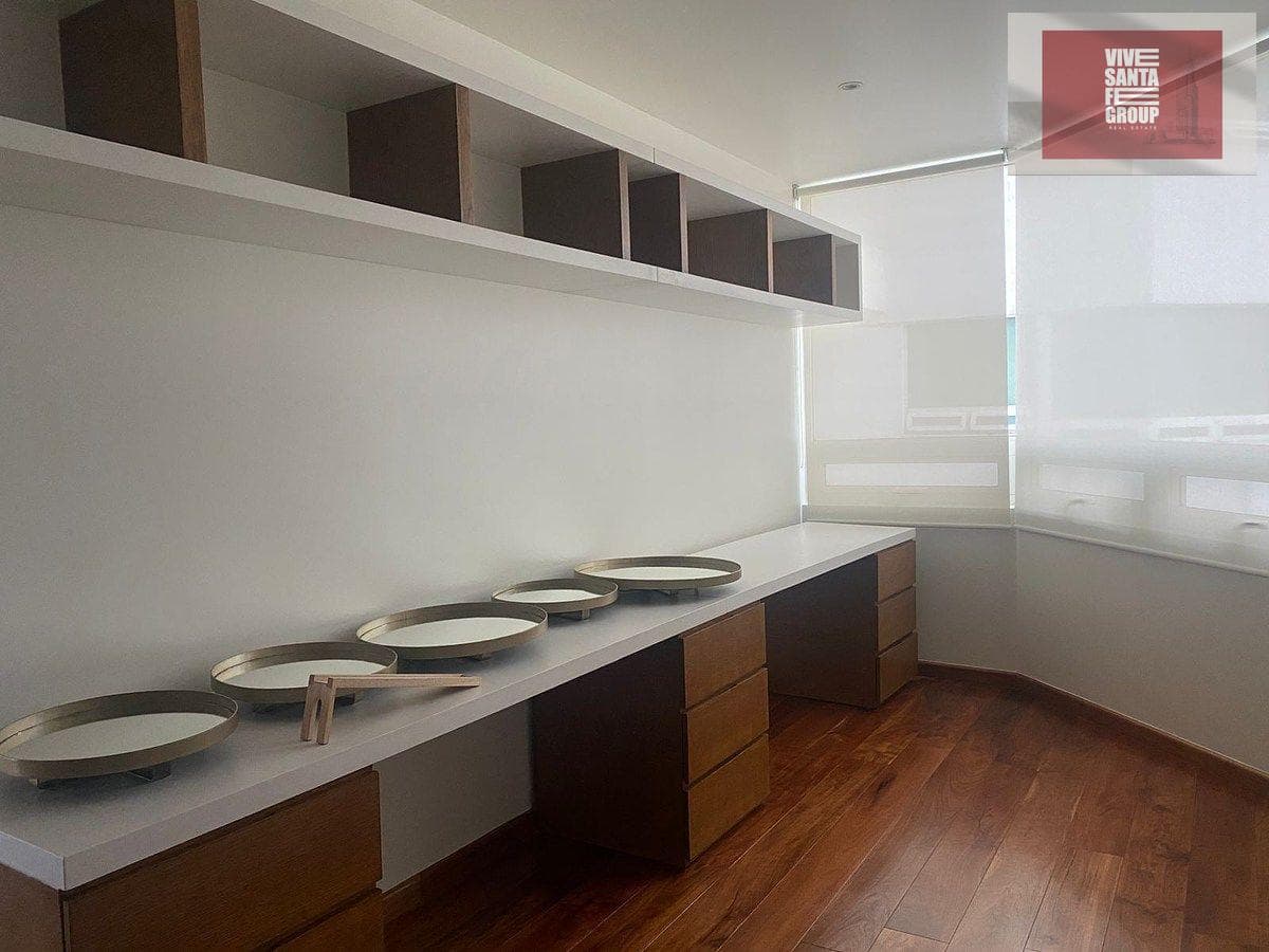 REMODELED APARTMENT FOR SALE IN GRAND SANTA FE.
