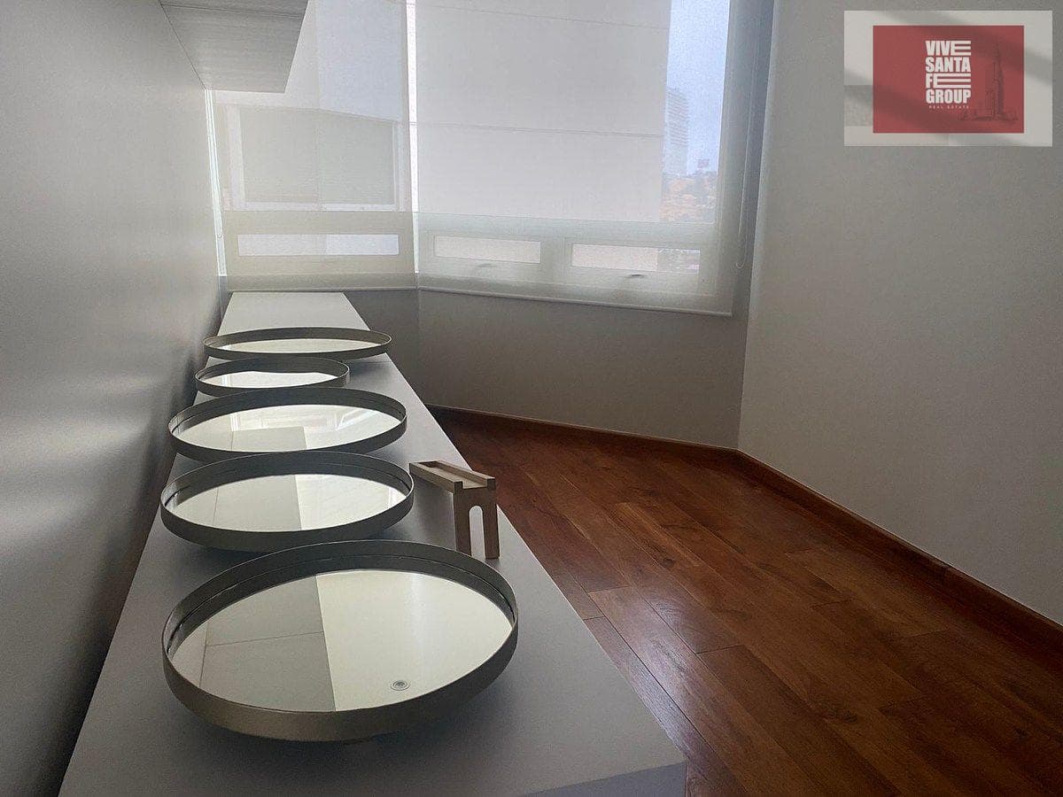 REMODELED APARTMENT FOR SALE IN GRAND SANTA FE.