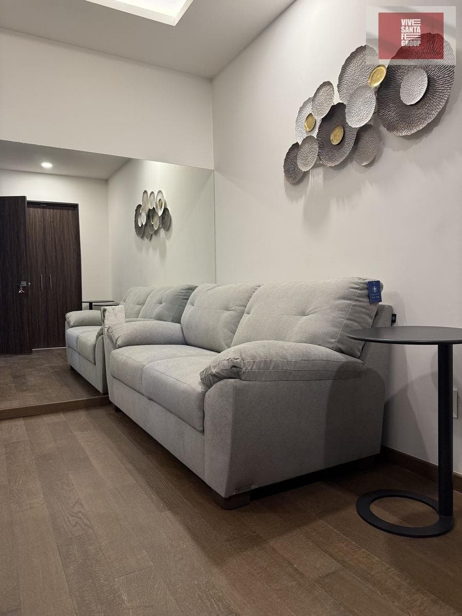 BEAUTIFUL FURNISHED APARTMENT FOR RENT! Comfortable and in a great location.