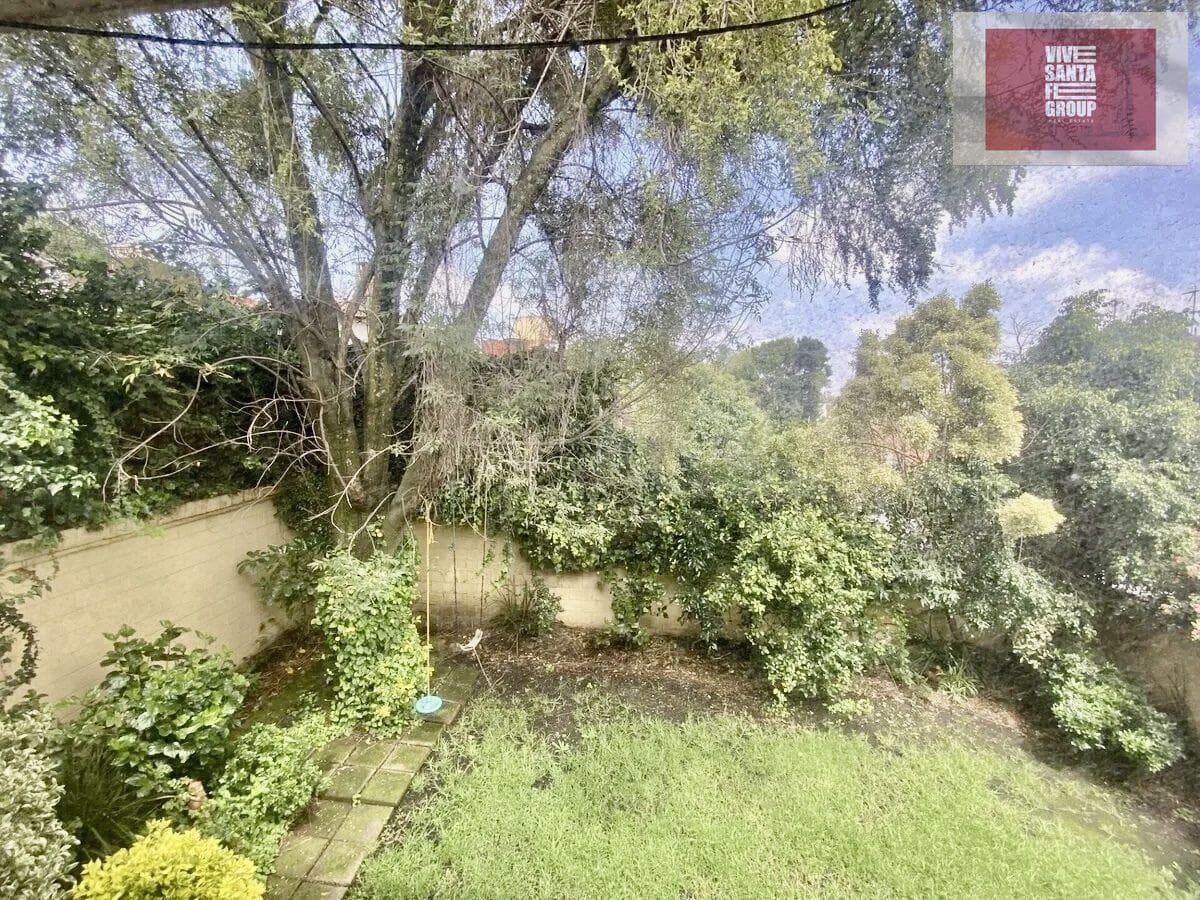????HOUSE FOR SALE! Opportunity to remodel in Interlomas.