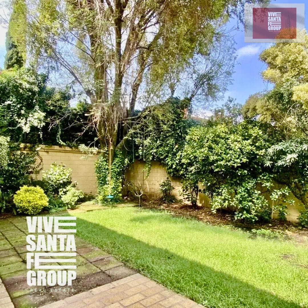 ????HOUSE FOR SALE! Opportunity to remodel in Interlomas.