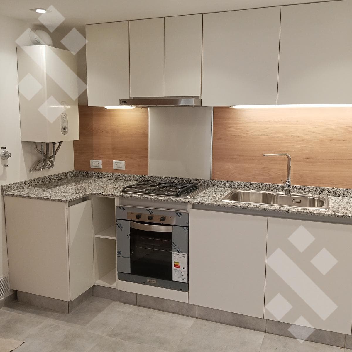 BRAND-NEW DUPLEX FOR RENT, TWO BEDROOMS / MERCANTILES NEIGHBORHOOD