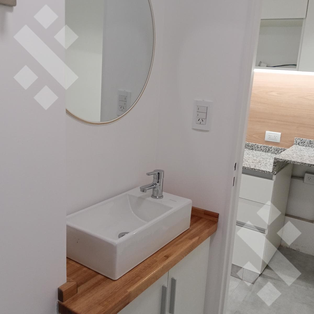 BRAND-NEW DUPLEX FOR RENT, TWO BEDROOMS / MERCANTILES NEIGHBORHOOD