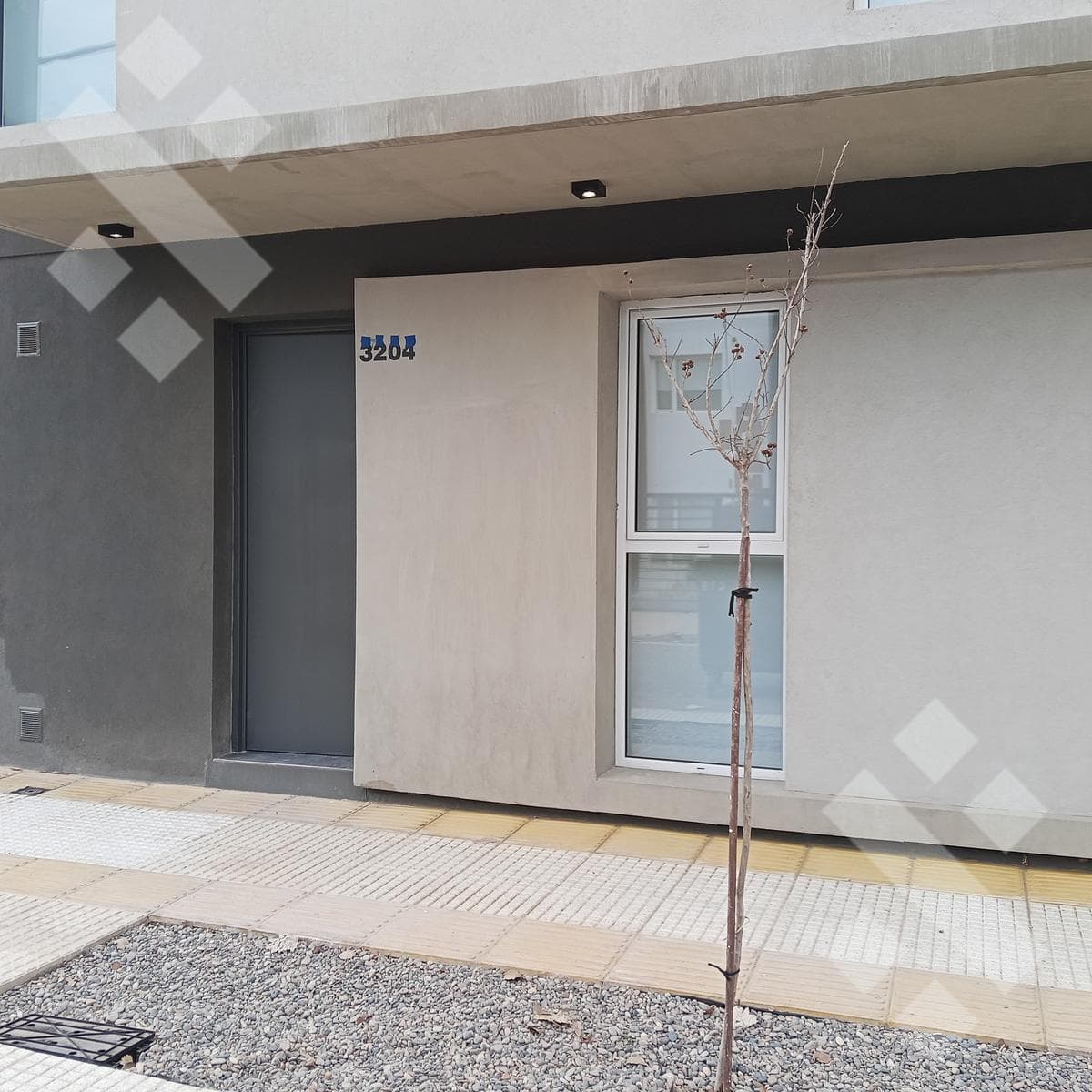 BRAND-NEW DUPLEX FOR RENT, TWO BEDROOMS / MERCANTILES NEIGHBORHOOD