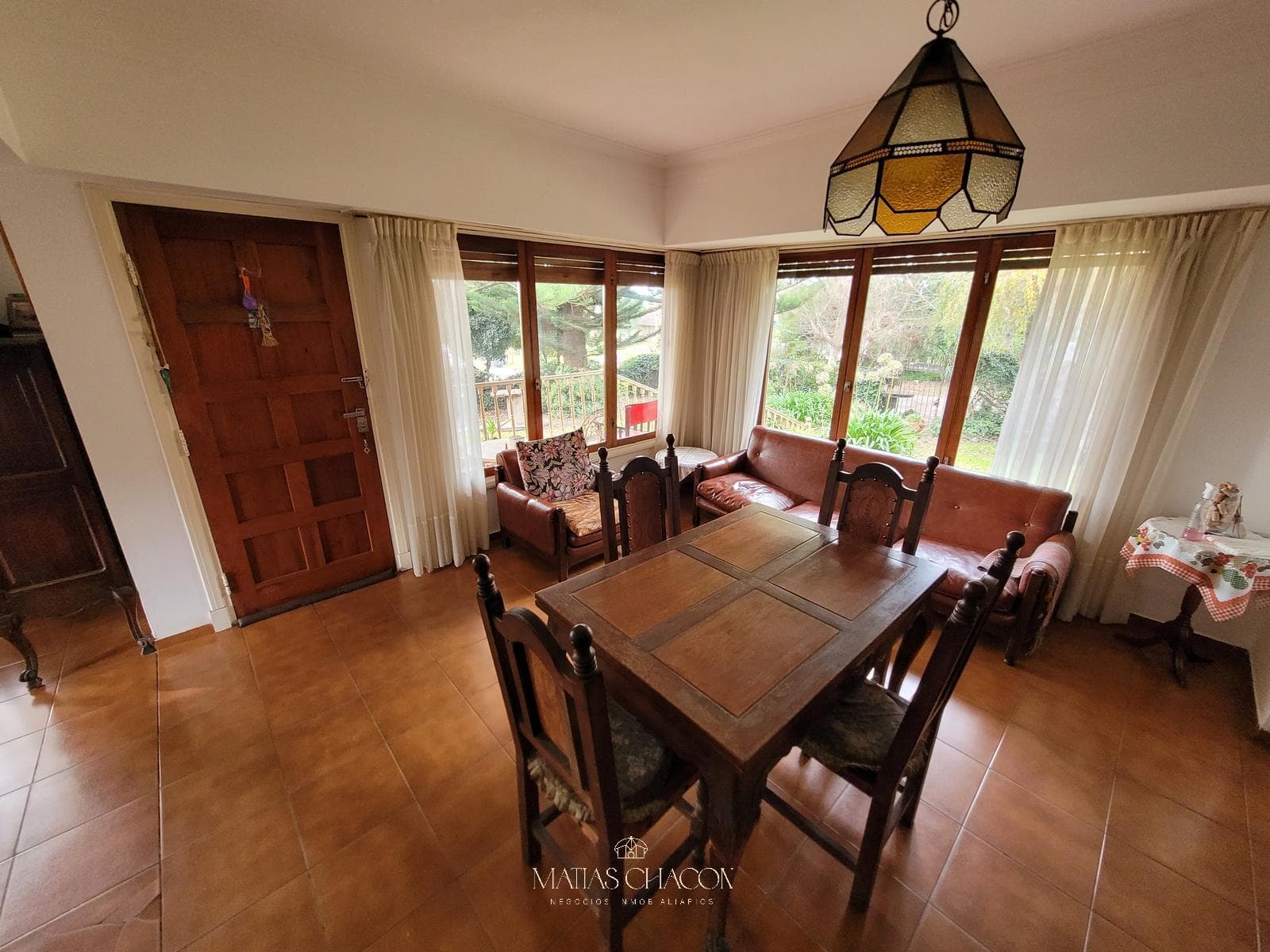 Excellent House in Bosque Peralta Ramos, on Mario Bravo Avenue