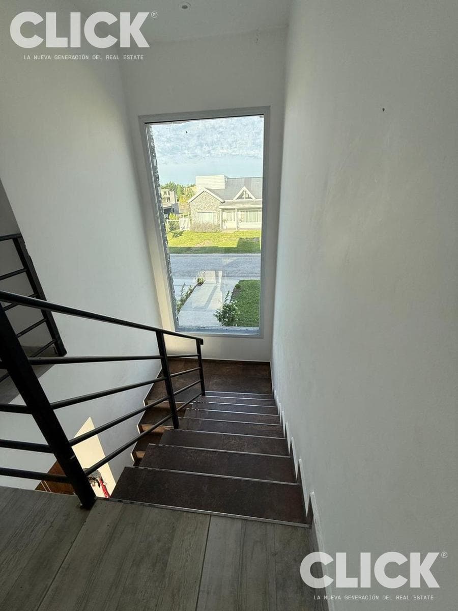 4-room house for rent in the Lagos de San Eliseo Gated Community