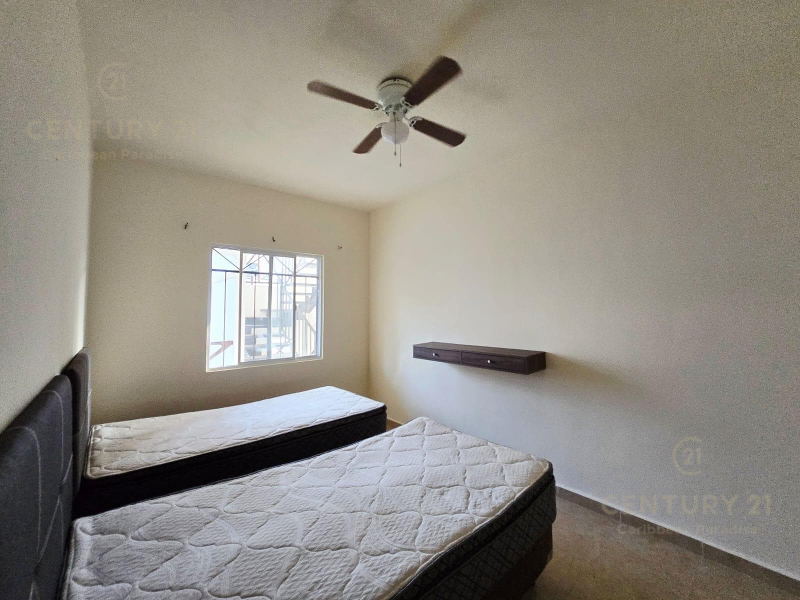 Rent a furnished 2-bedroom apartment in Real Ibiza Plus | Playa del Carmen P4629