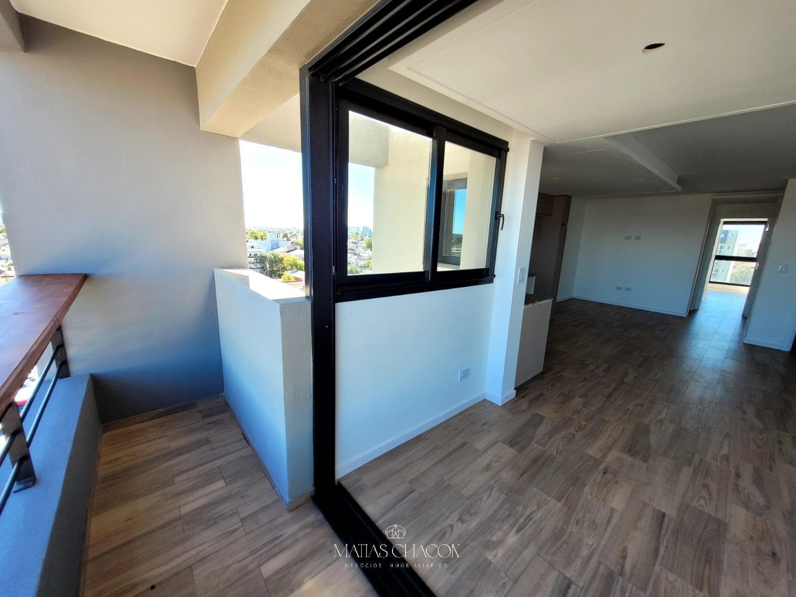 OPPORTUNITY!! Brand-new 2-room apartment