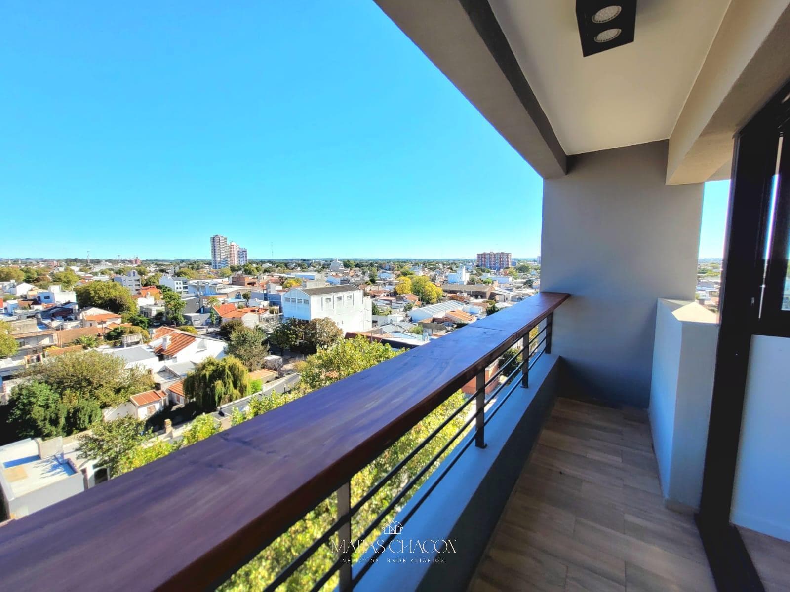 OPPORTUNITY!! Brand-new 2-room apartment