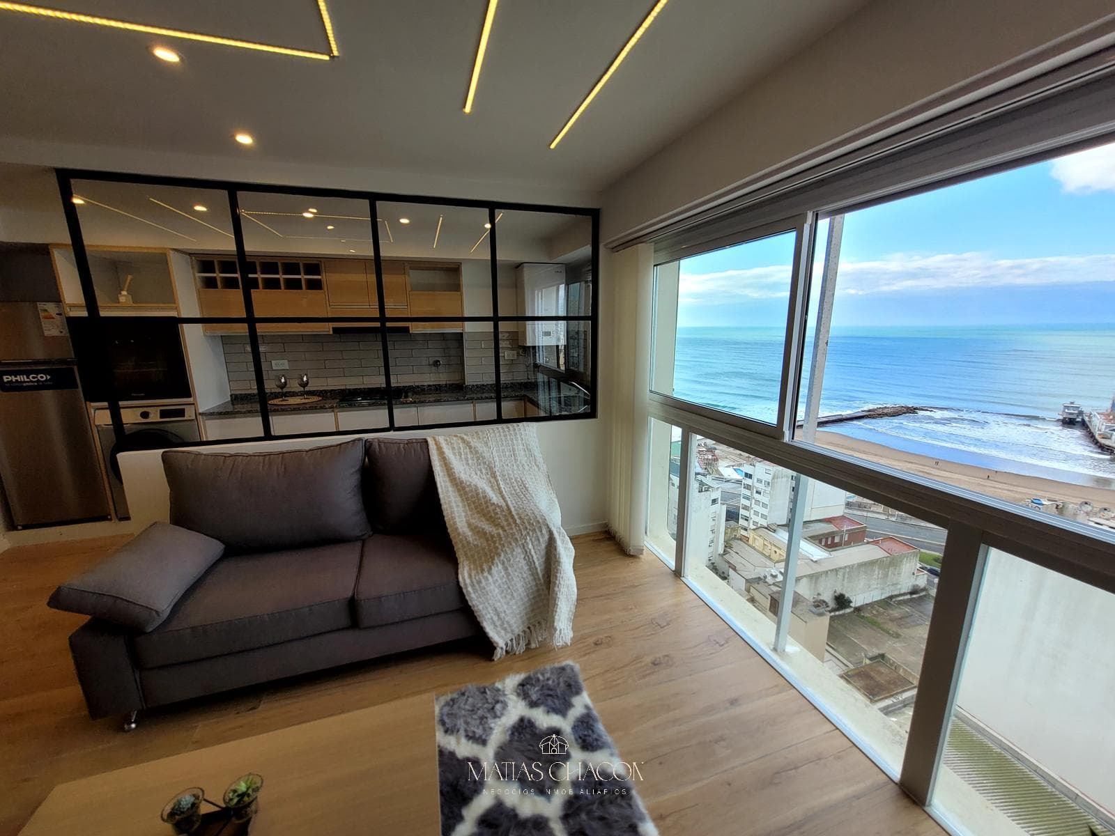 3-room apartment with an ocean view, completely renovated to look brand new in Punta Iglesia