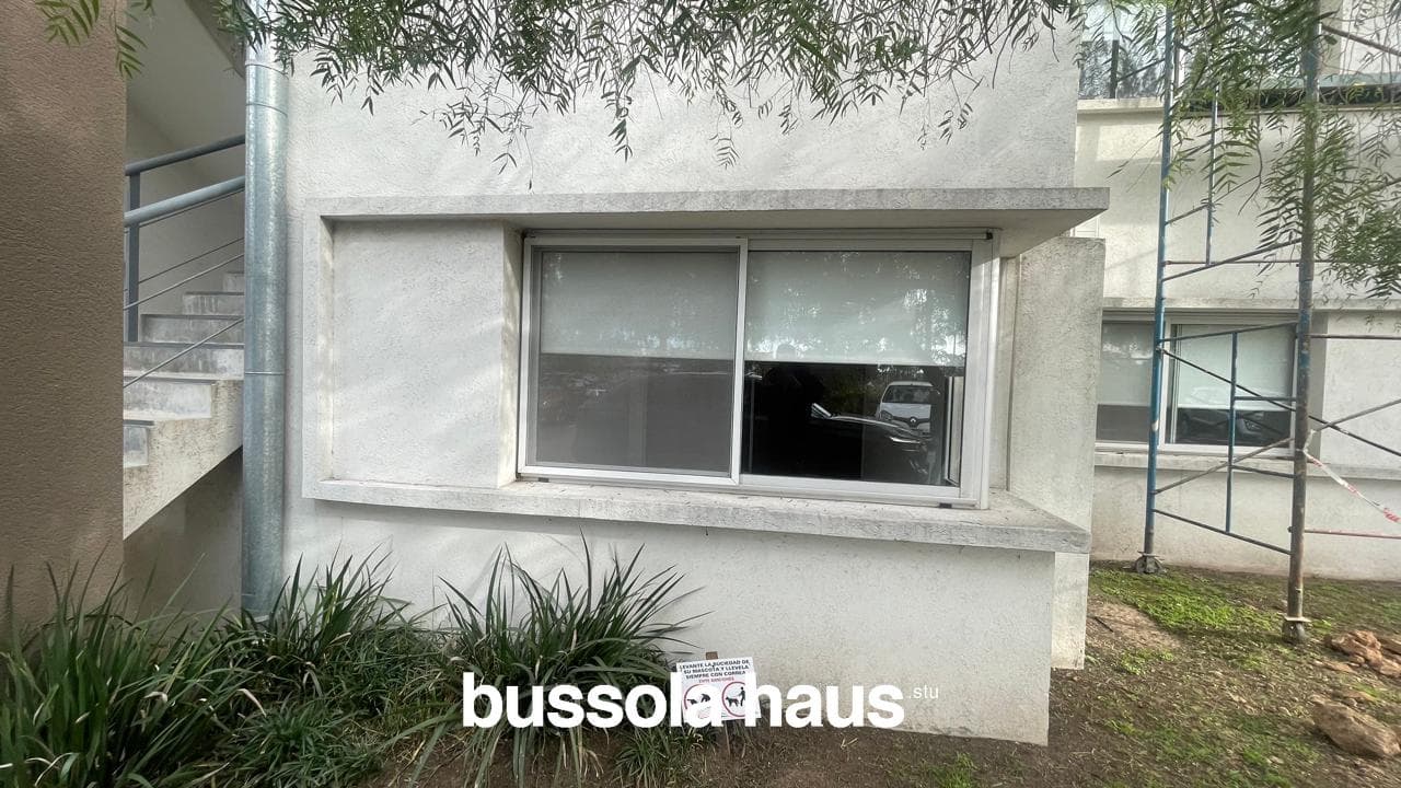 Two-room ground-floor apartment with a garden in Sendero