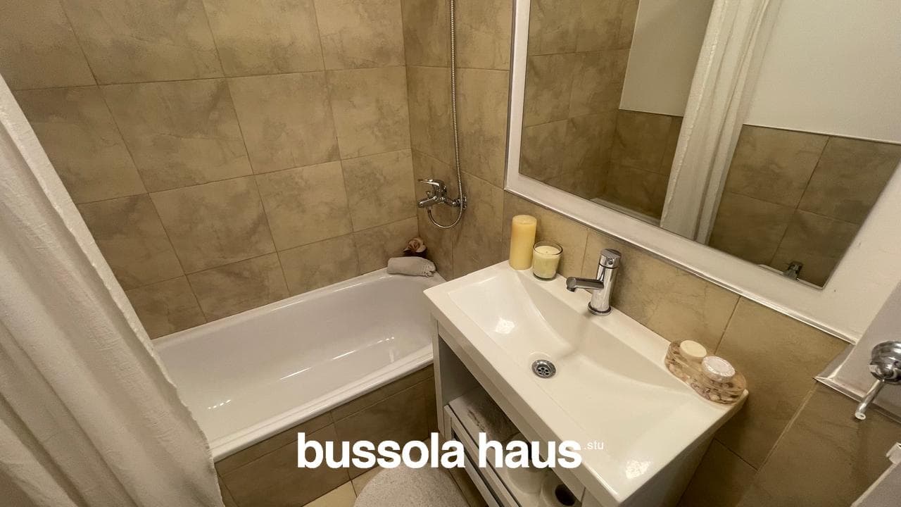 Two-room ground-floor apartment with a garden in Sendero