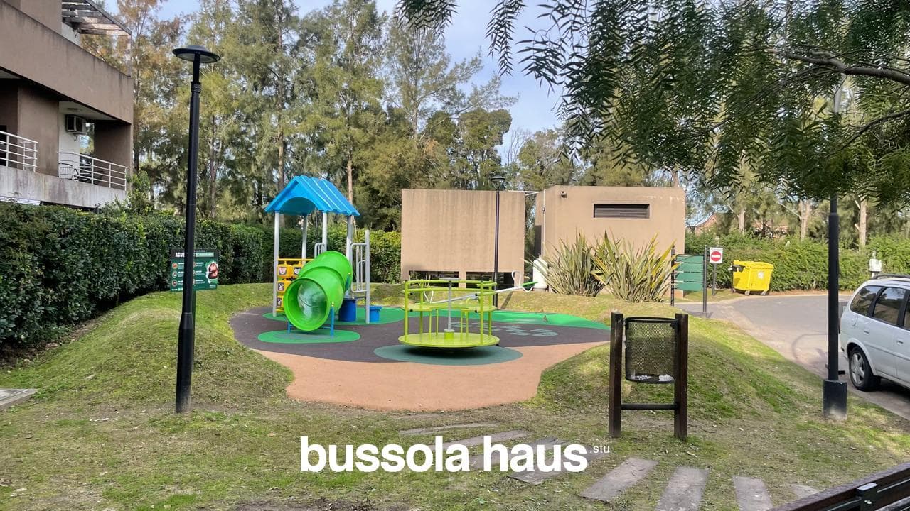 Two-room ground-floor apartment with a garden in Sendero
