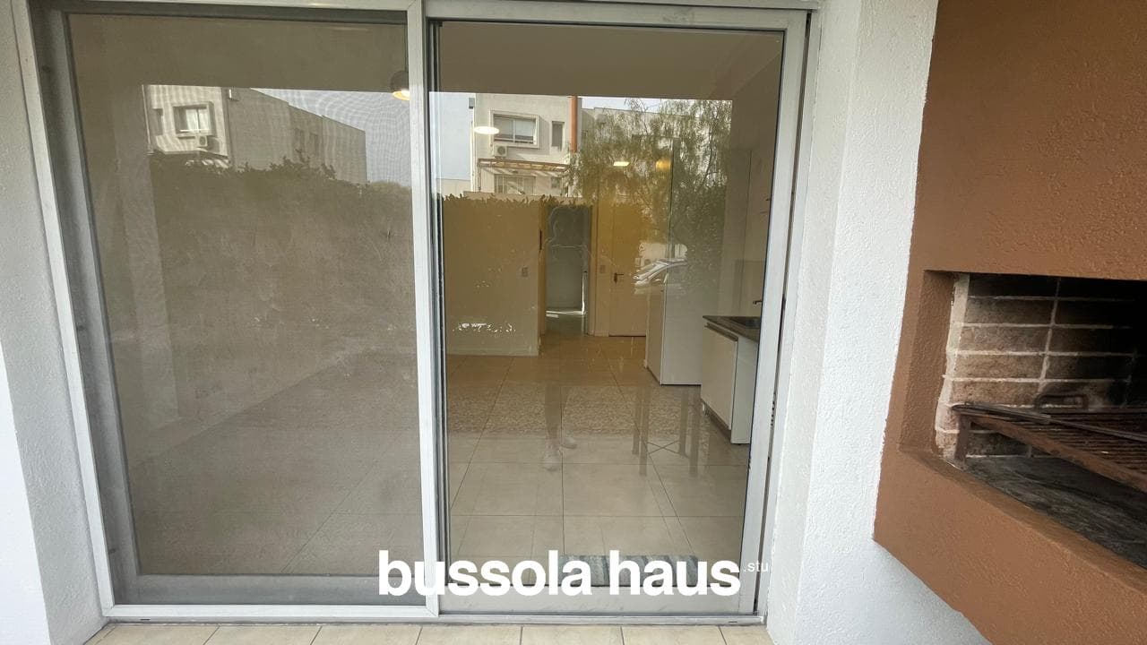 Two-room ground-floor apartment with a garden in Sendero