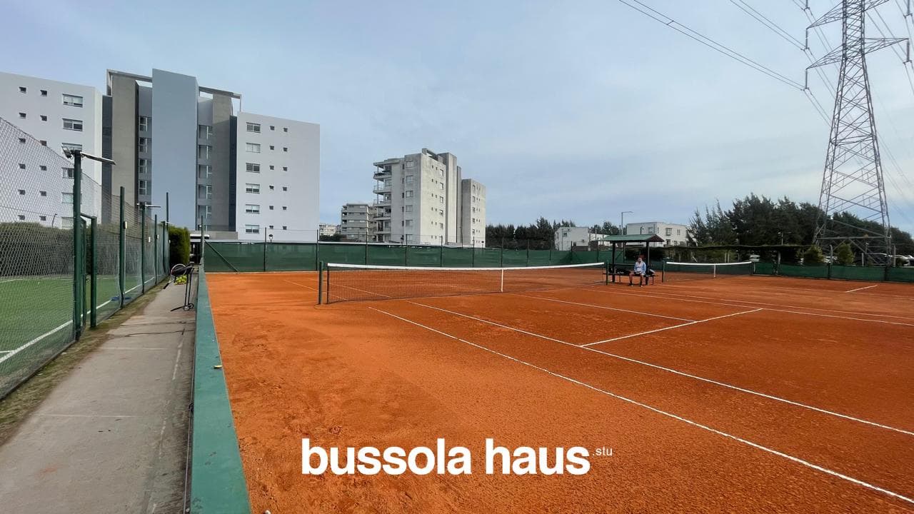 Two-room ground-floor apartment with a garden in Sendero