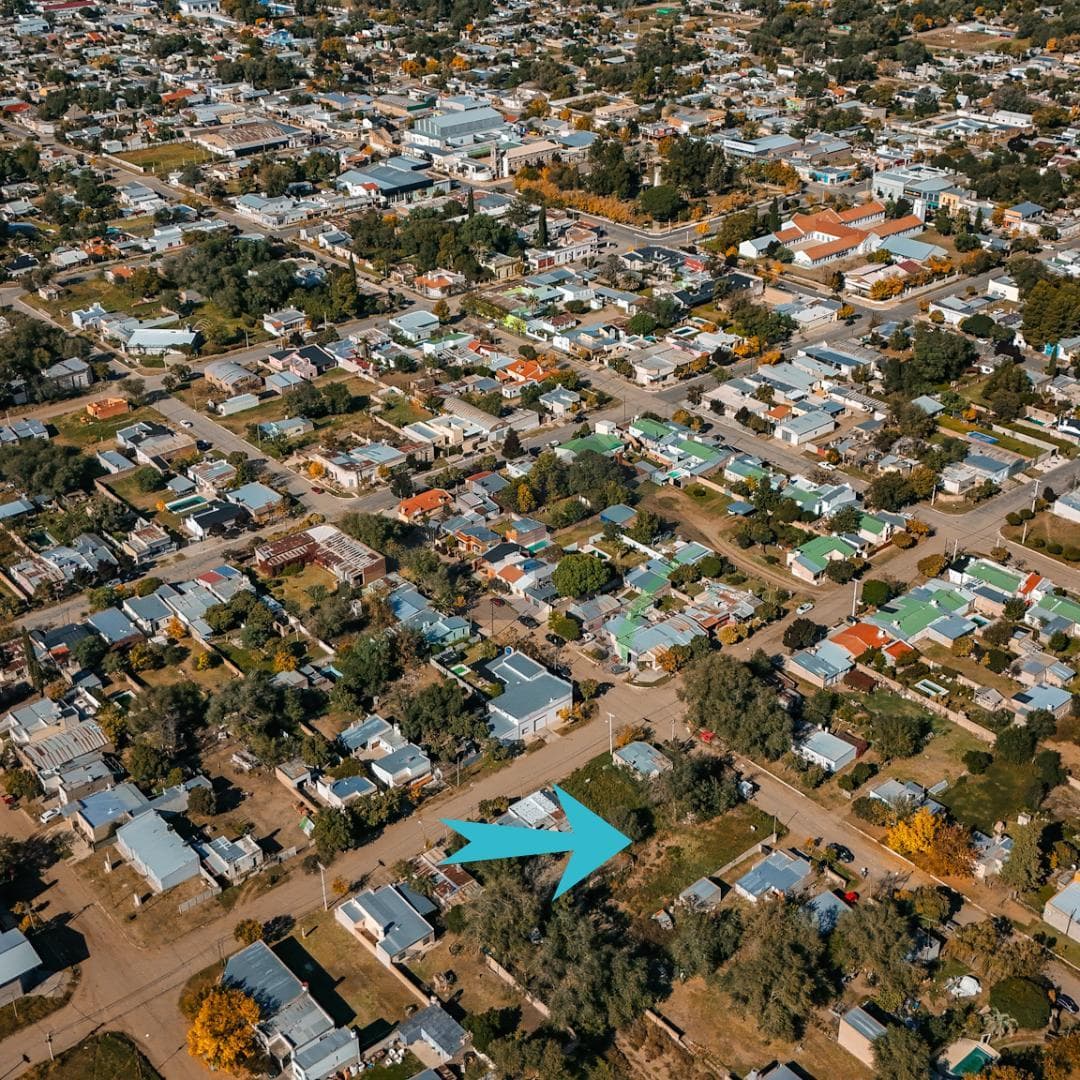 Large Lot for Sale - Victorica