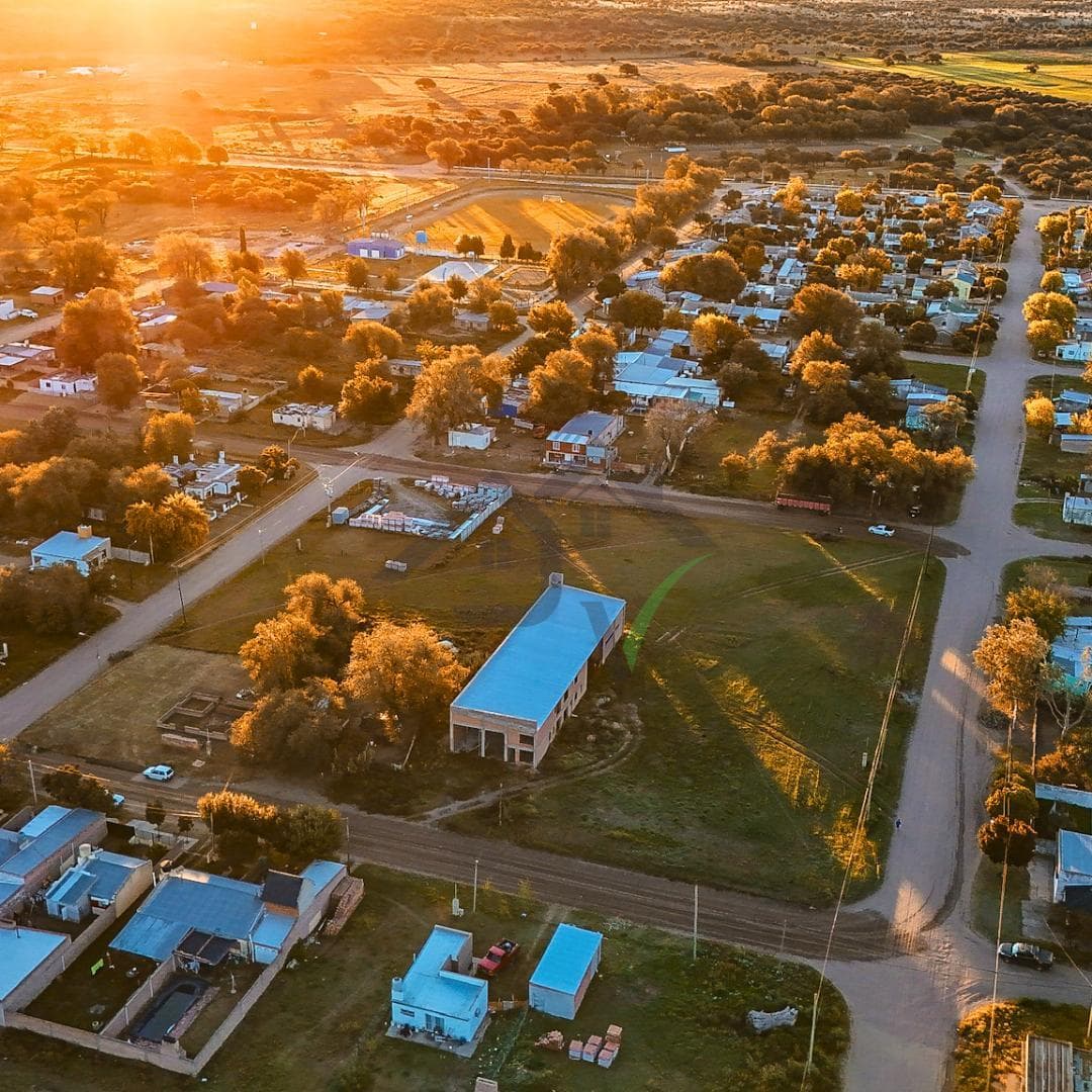 Large Lot for Sale in Victorica
